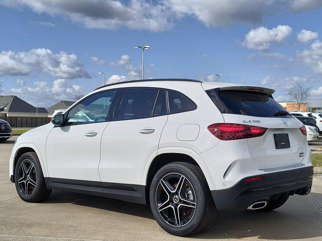 new 2025 Mercedes-Benz GLA 250 car, priced at $51,245