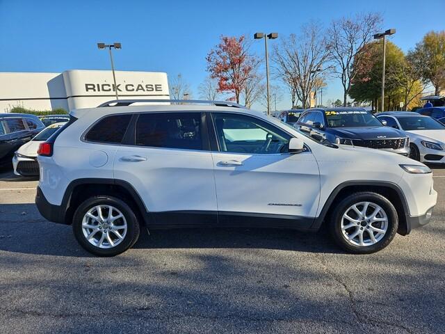 used 2017 Jeep Cherokee car, priced at $15,129