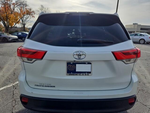 used 2018 Toyota Highlander car, priced at $18,588