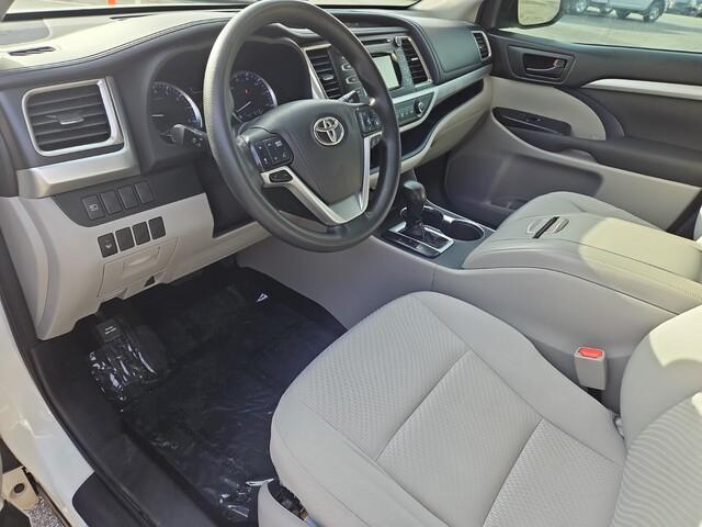 used 2018 Toyota Highlander car, priced at $18,588