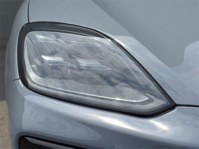 used 2024 Porsche Cayenne car, priced at $95,670