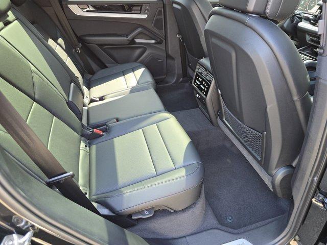new 2025 Porsche Cayenne car, priced at $105,285