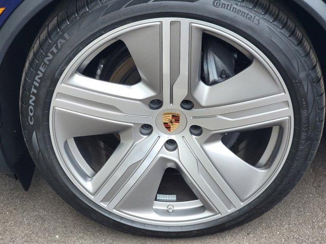 new 2024 Porsche Macan car, priced at $86,990