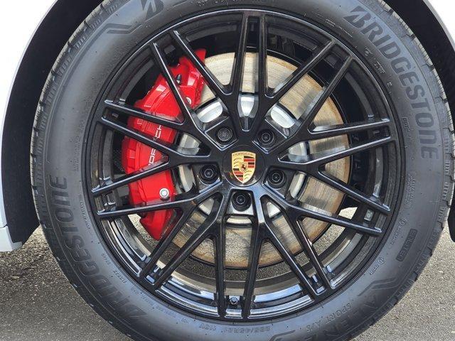new 2025 Porsche Cayenne car, priced at $134,365