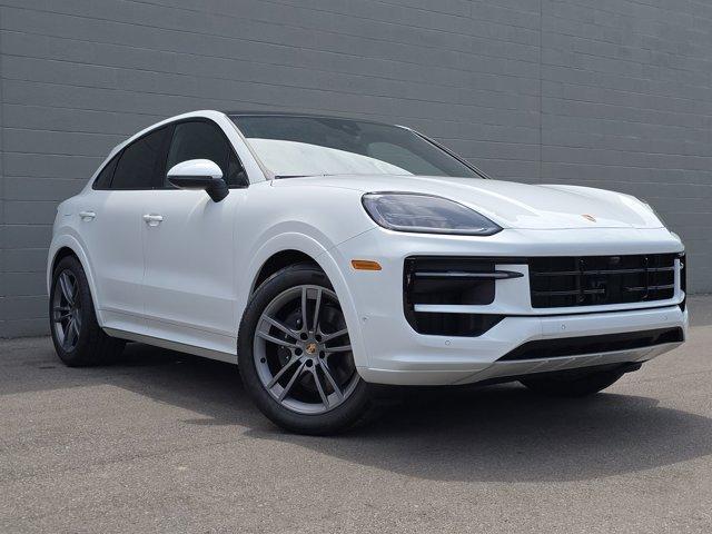 new 2025 Porsche Cayenne car, priced at $111,085