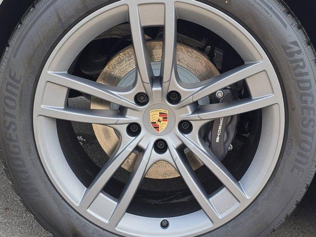 new 2025 Porsche Cayenne car, priced at $111,085