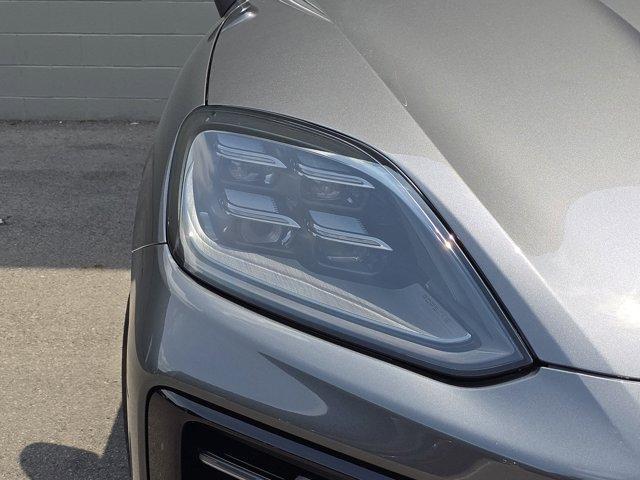 new 2025 Porsche Cayenne car, priced at $120,725