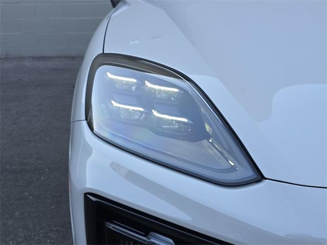 used 2024 Porsche Cayenne car, priced at $91,990