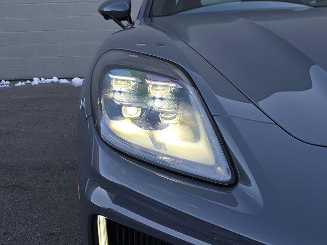 new 2026 Porsche Panamera car, priced at $146,390