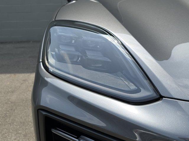 new 2025 Porsche Cayenne car, priced at $137,435