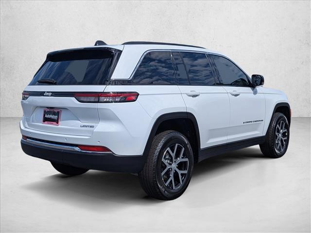 new 2025 Jeep Grand Cherokee car, priced at $39,700