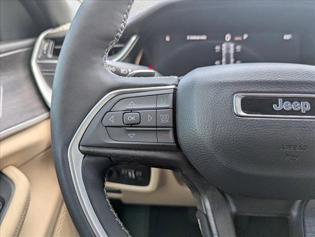 new 2025 Jeep Grand Cherokee car, priced at $39,700