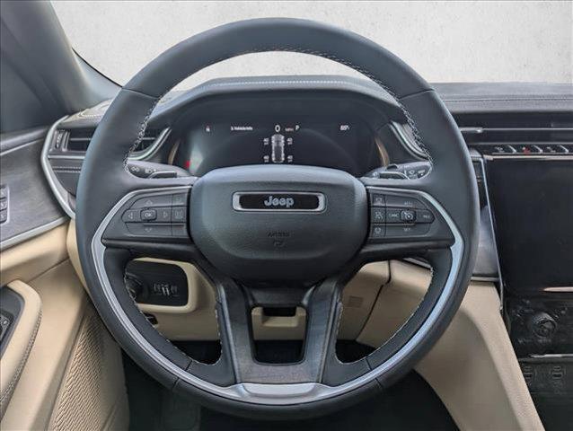 new 2025 Jeep Grand Cherokee car, priced at $39,700