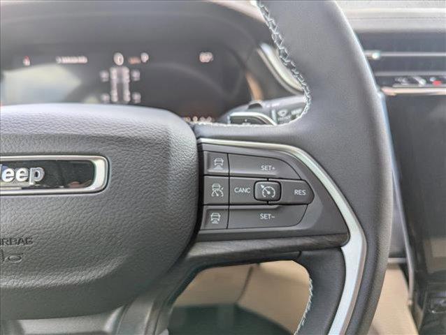 new 2025 Jeep Grand Cherokee car, priced at $39,700