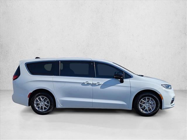 new 2026 Chrysler Pacifica car, priced at $42,365