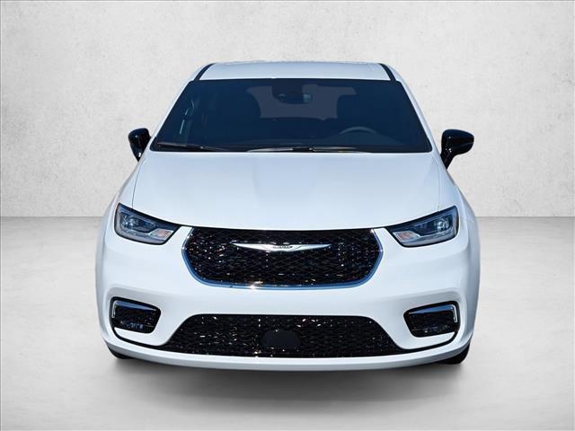 new 2026 Chrysler Pacifica car, priced at $42,365