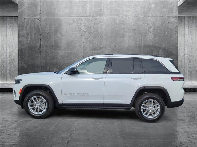 new 2024 Jeep Grand Cherokee car, priced at $37,874