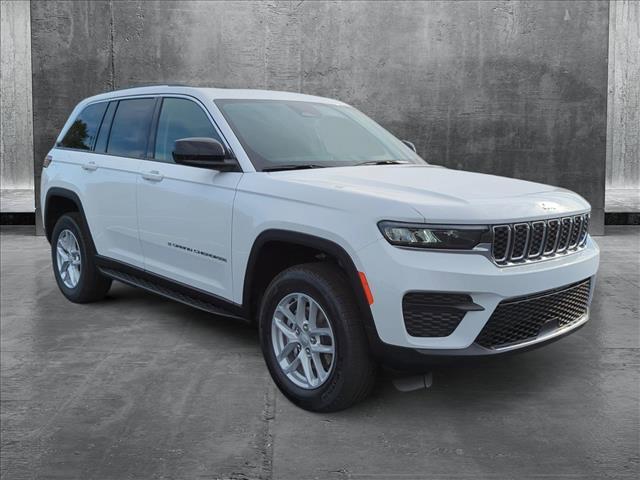 new 2024 Jeep Grand Cherokee car, priced at $37,874