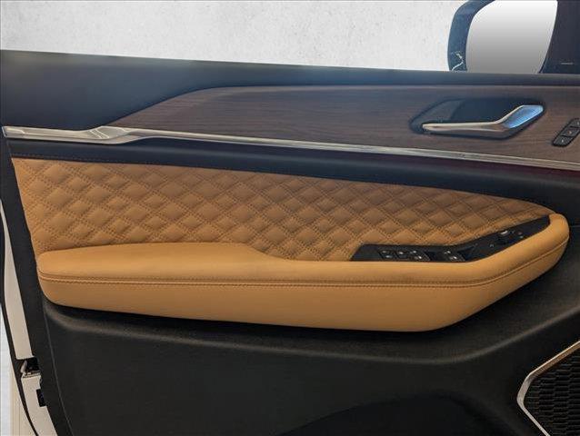 new 2025 Jeep Grand Cherokee car, priced at $56,650