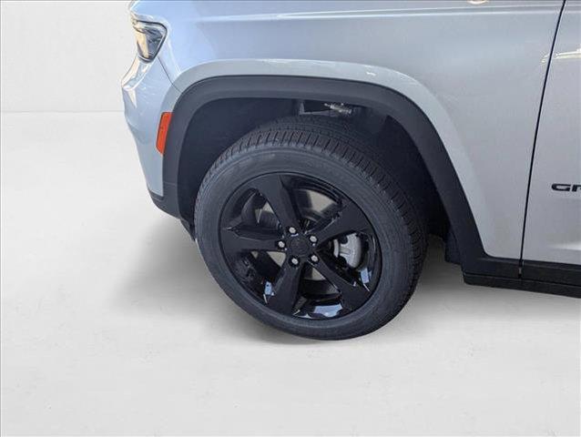 new 2025 Jeep Grand Cherokee L car, priced at $44,750