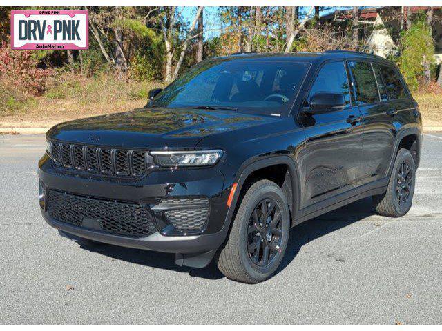 new 2025 Jeep Grand Cherokee car, priced at $40,920