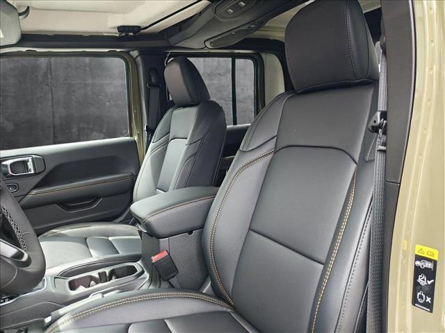 new 2025 Jeep Gladiator car, priced at $46,724