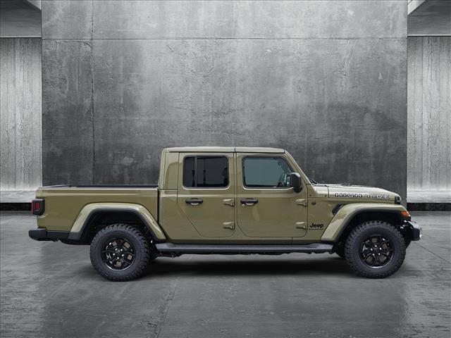 new 2025 Jeep Gladiator car, priced at $46,724