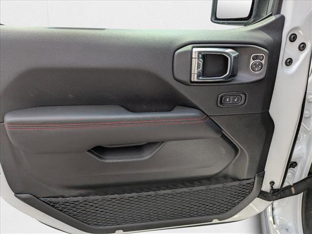 new 2025 Jeep Wrangler car, priced at $57,548
