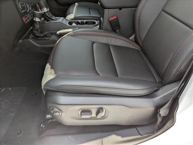 new 2025 Jeep Wrangler car, priced at $57,548