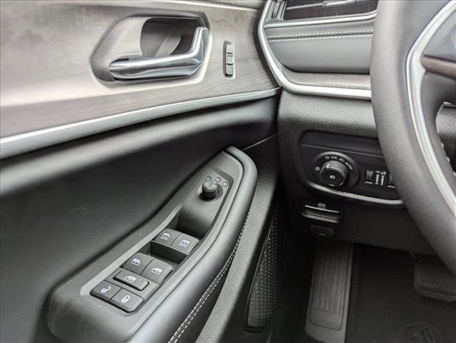 new 2025 Jeep Grand Cherokee L car, priced at $48,650