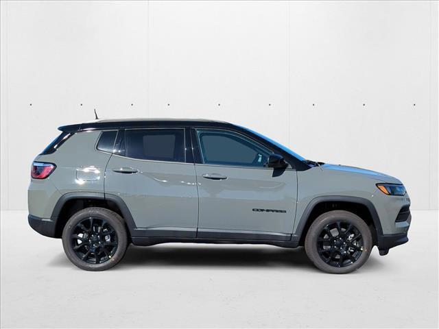 new 2024 Jeep Compass car, priced at $32,500