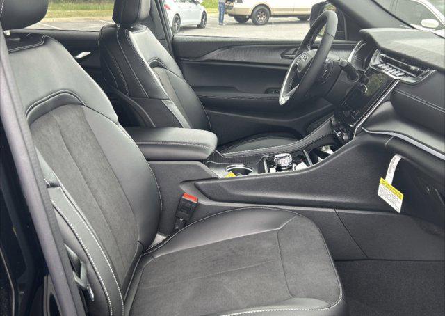 new 2024 Jeep Grand Cherokee car, priced at $43,860