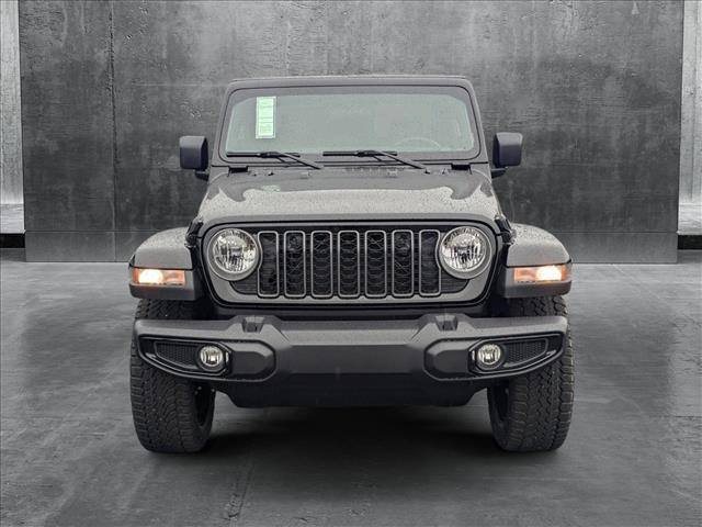 new 2025 Jeep Gladiator car, priced at $40,945