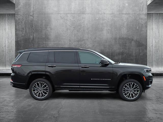 new 2024 Jeep Grand Cherokee L car, priced at $76,007