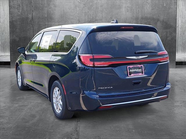 new 2025 Chrysler Pacifica car, priced at $42,017