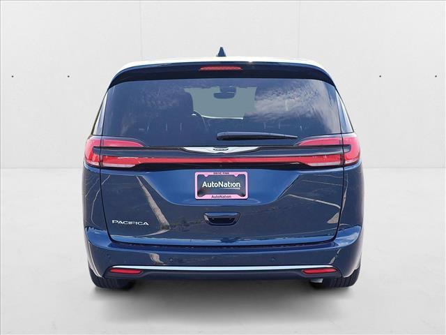 new 2025 Chrysler Pacifica car, priced at $35,638