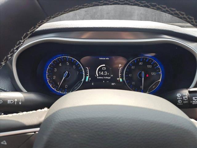 new 2025 Chrysler Pacifica car, priced at $42,017
