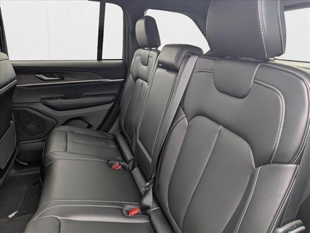 new 2025 Jeep Grand Cherokee car, priced at $42,541