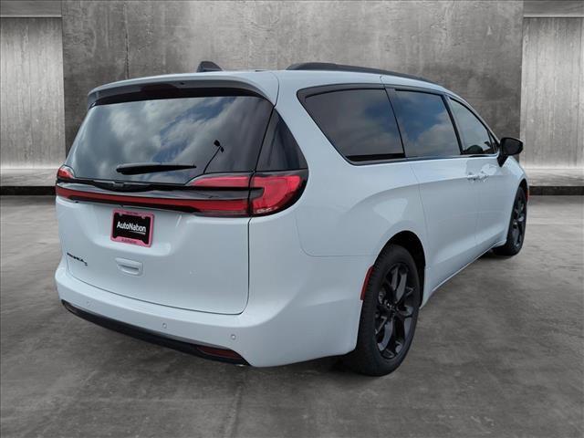 new 2023 Chrysler Pacifica car, priced at $43,999