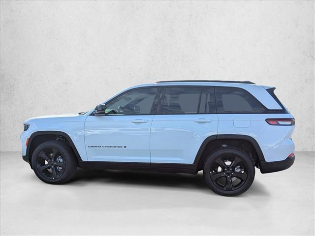 new 2025 Jeep Grand Cherokee car, priced at $47,900