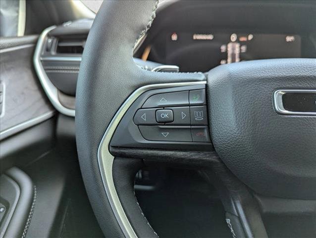 new 2025 Jeep Grand Cherokee car, priced at $44,494