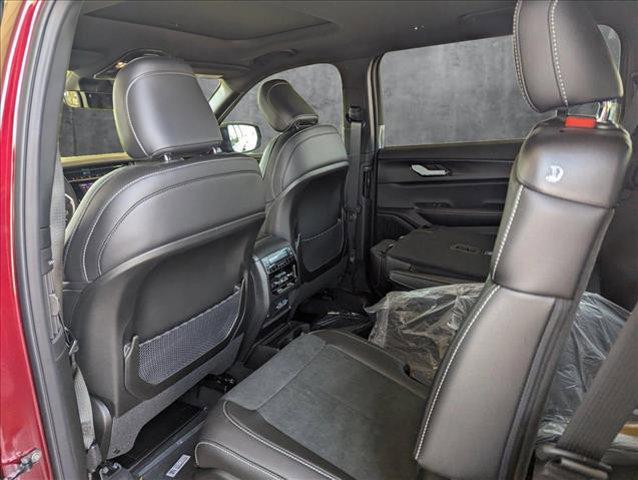 new 2025 Jeep Grand Cherokee L car, priced at $43,809