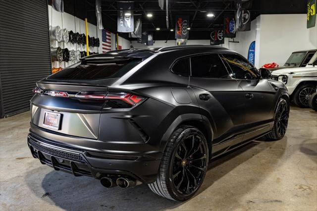 used 2019 Lamborghini Urus car, priced at $164,777