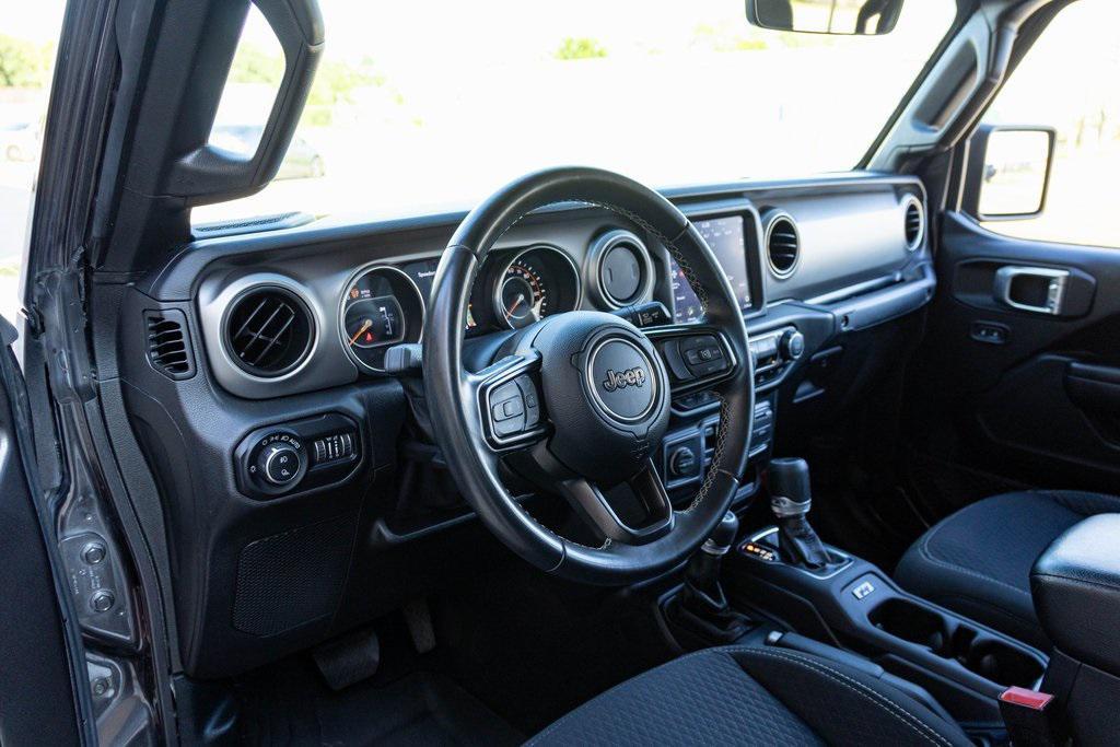 used 2021 Jeep Gladiator car, priced at $28,277