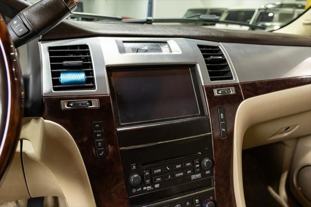 used 2014 Cadillac Escalade car, priced at $23,477