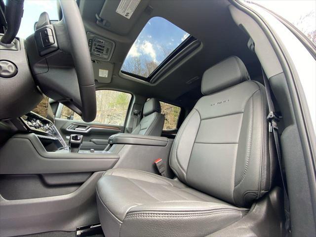 new 2025 GMC Sierra 1500 car, priced at $76,055