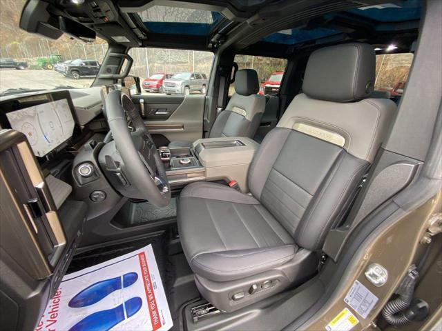 new 2025 GMC HUMMER EV Pickup car, priced at $98,355