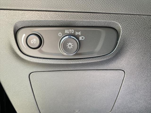 new 2025 Buick Encore GX car, priced at $35,890