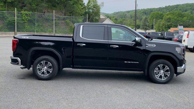 new 2025 GMC Sierra 1500 car, priced at $64,040
