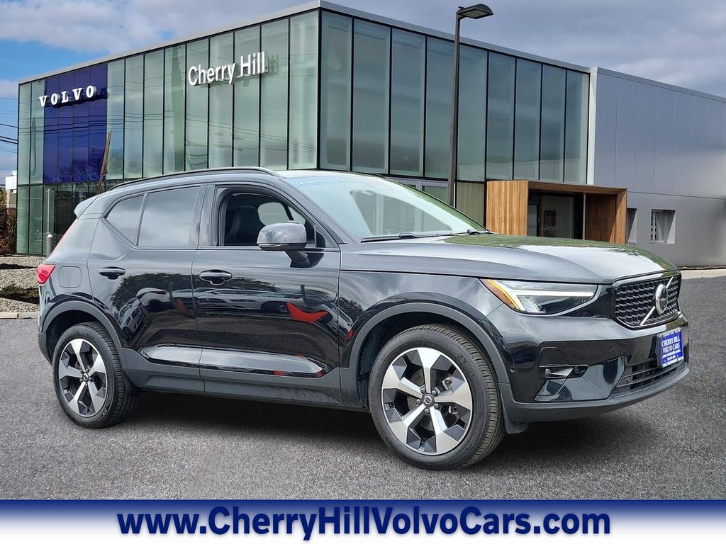 used 2023 Volvo XC40 car, priced at $34,998